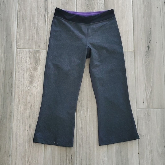 Lululemon Gather and Crop leggings Split Calf Sz 4 - Picture 1 of 9